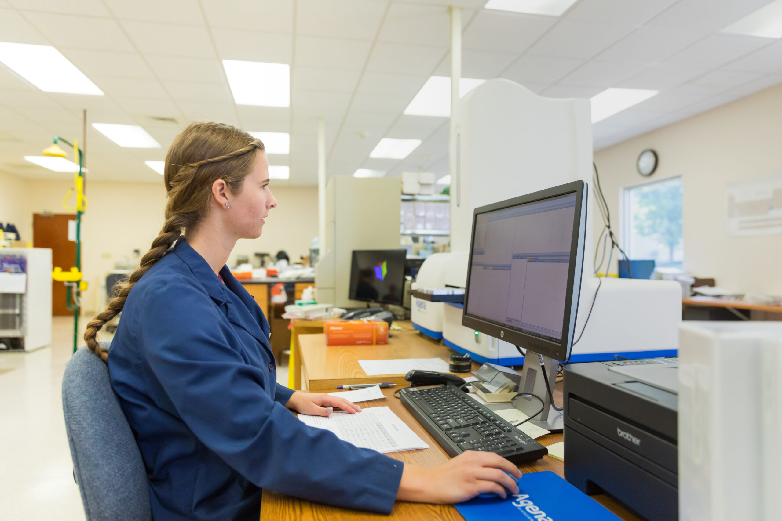 women working at laptop